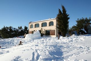 Construction d'un observatoire en neige